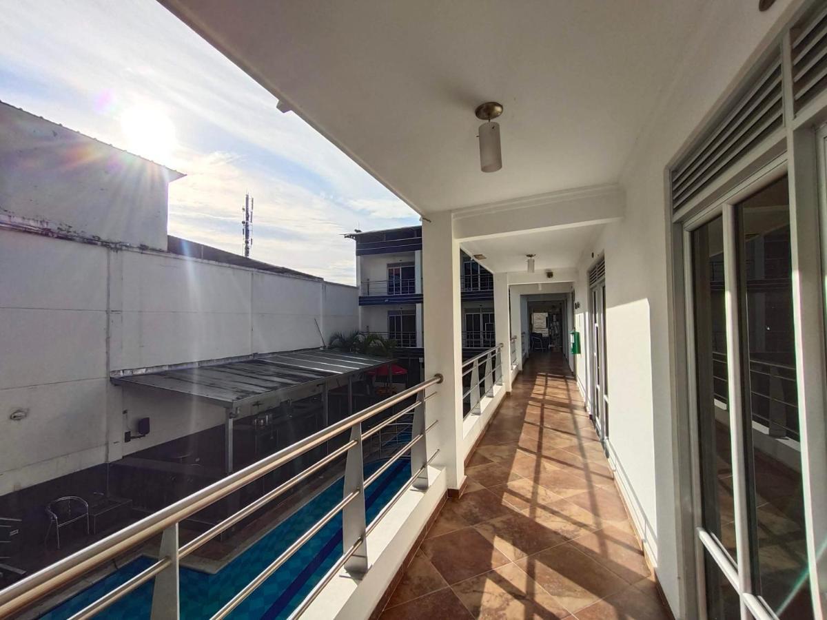 Confort Plaza Hotel Villavicencio Exteriör bild