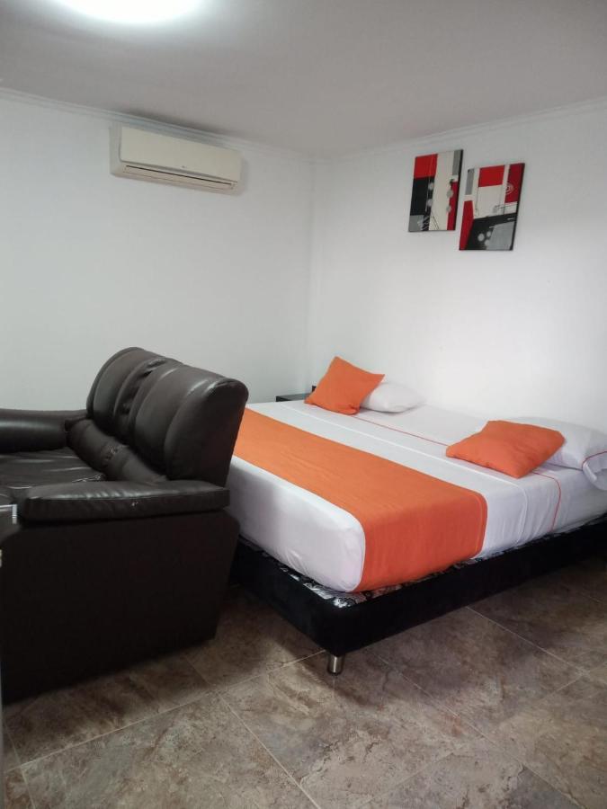 Confort Plaza Hotel Villavicencio Exteriör bild